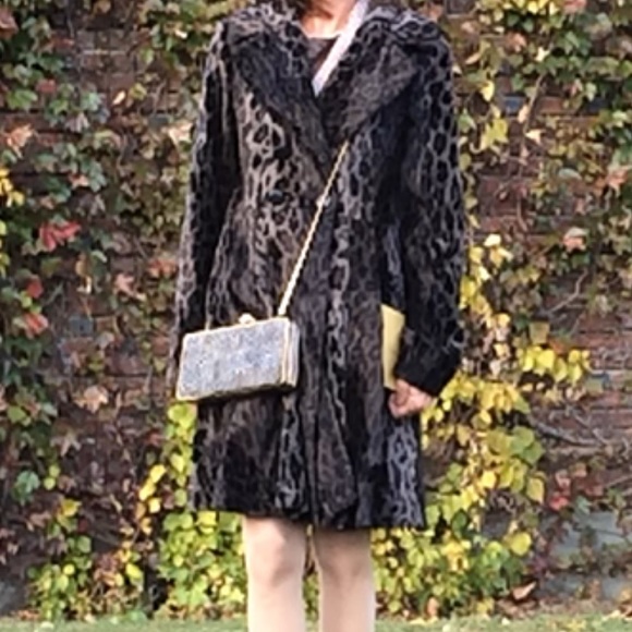 🌹🌹FIFI’S FASHION HOUSE🌹🌹POSHMARK AMBASSADOR🌹 - Picture 4 of 8